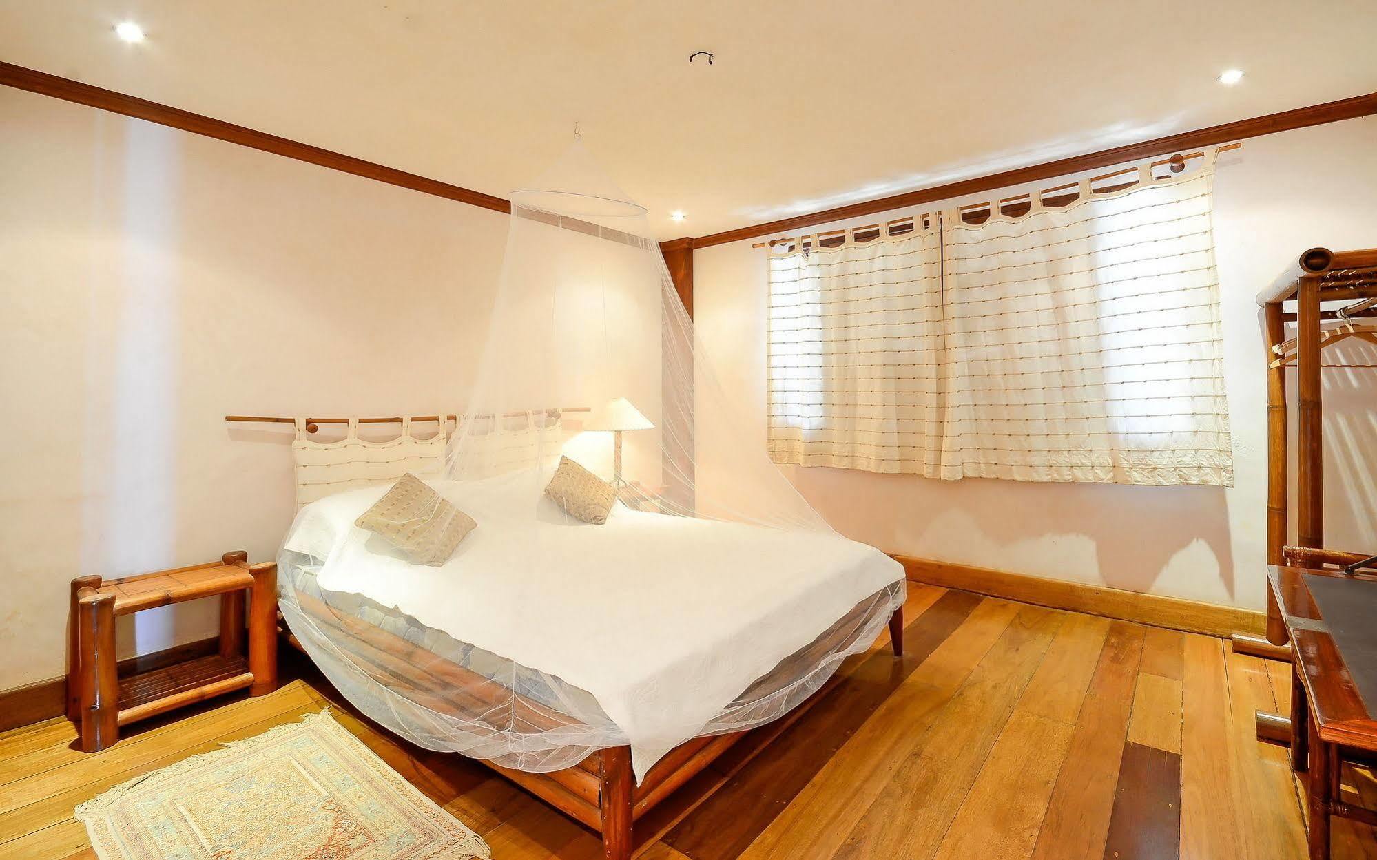 White Beach De Boracay Balabag (Boracay) Exterior foto